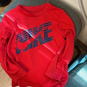 Boys 3t nike long sleeve